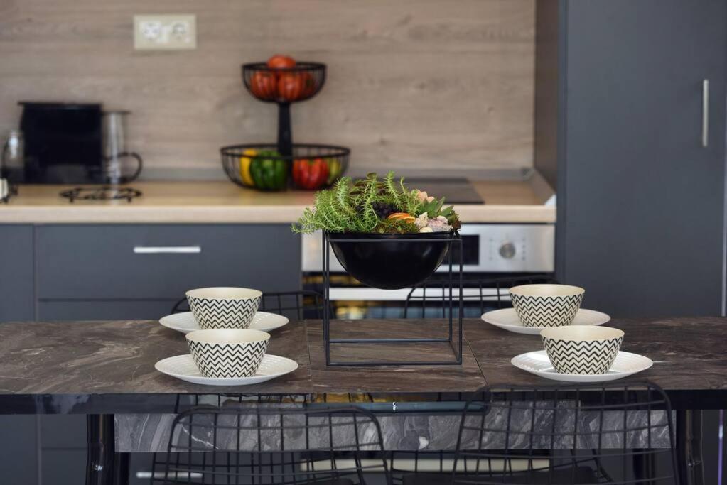 Porto Boutique #A Apartment Thessaloniki Exterior photo